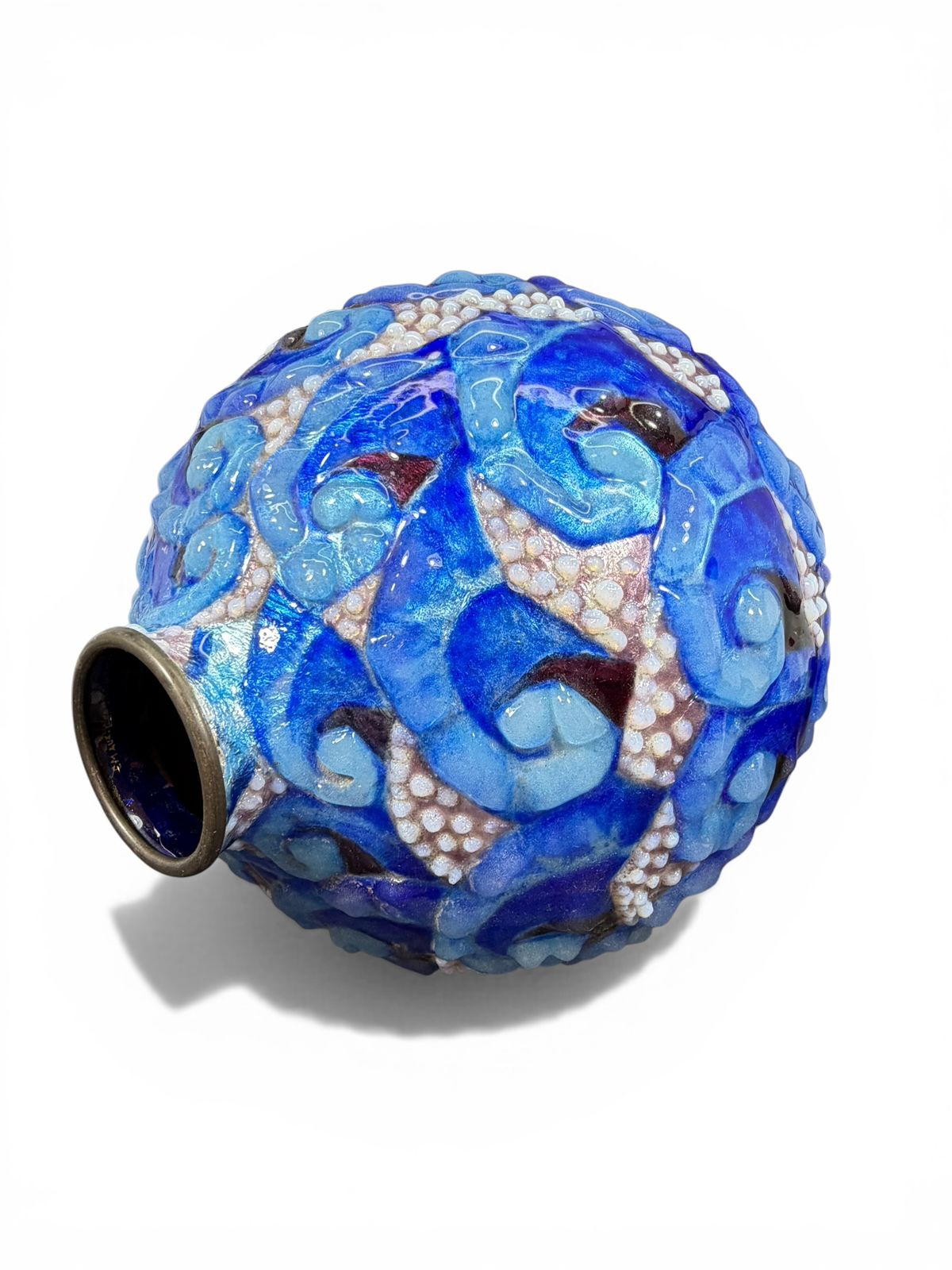 Vaso Camille Fauré com decoração em relevo espiralada