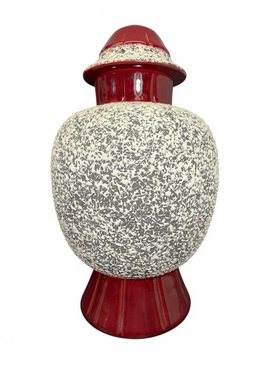 Par de vasos Art Déco em cerâmica vidrada