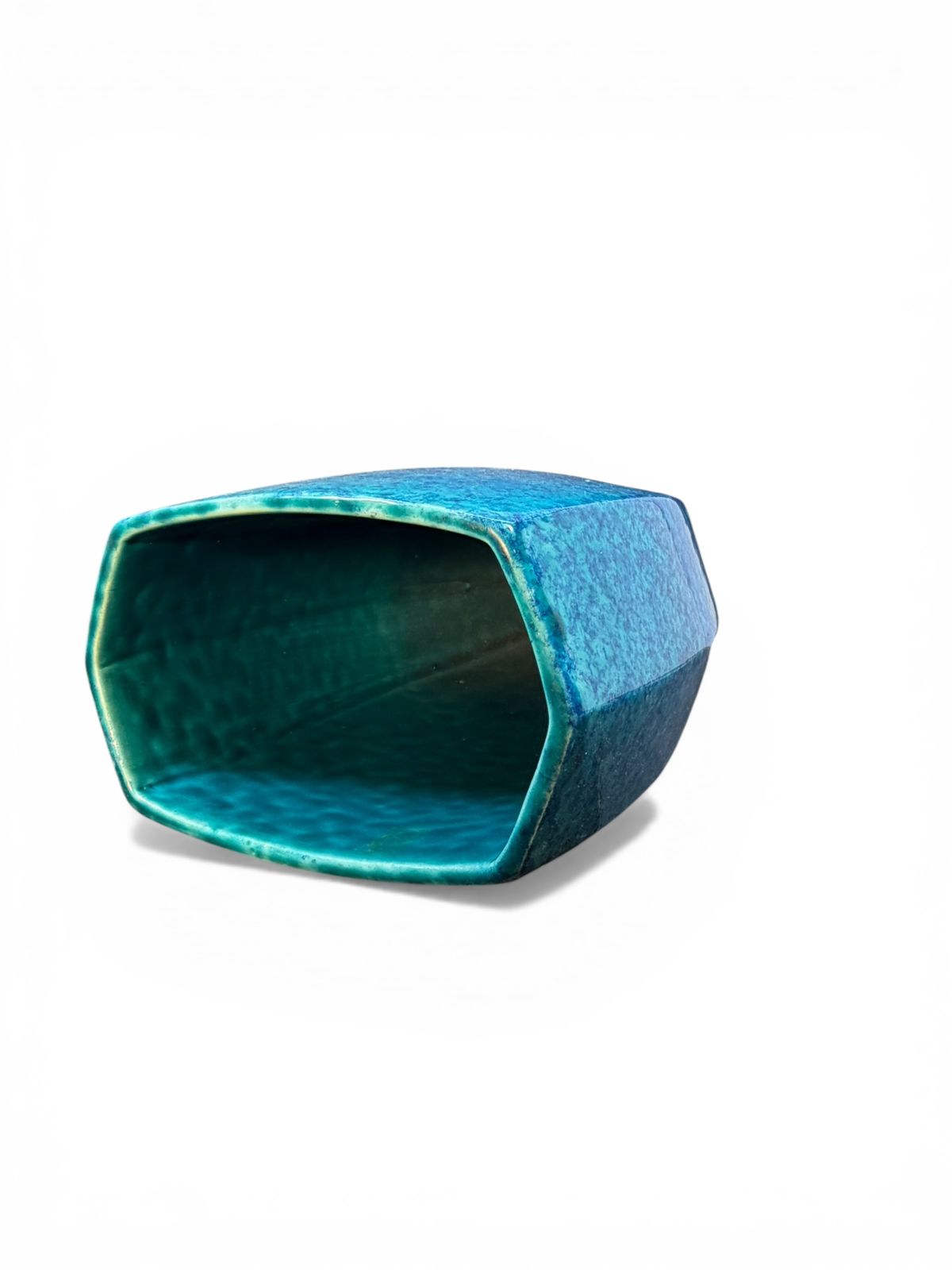 Vaso Art Déco em cerâmica esmaltada com base metálica